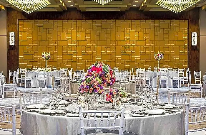 St. Regis 5*