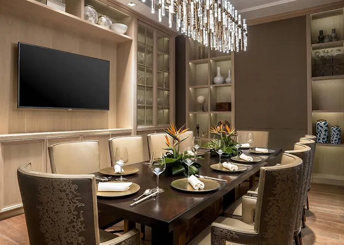 St. Regis 5*